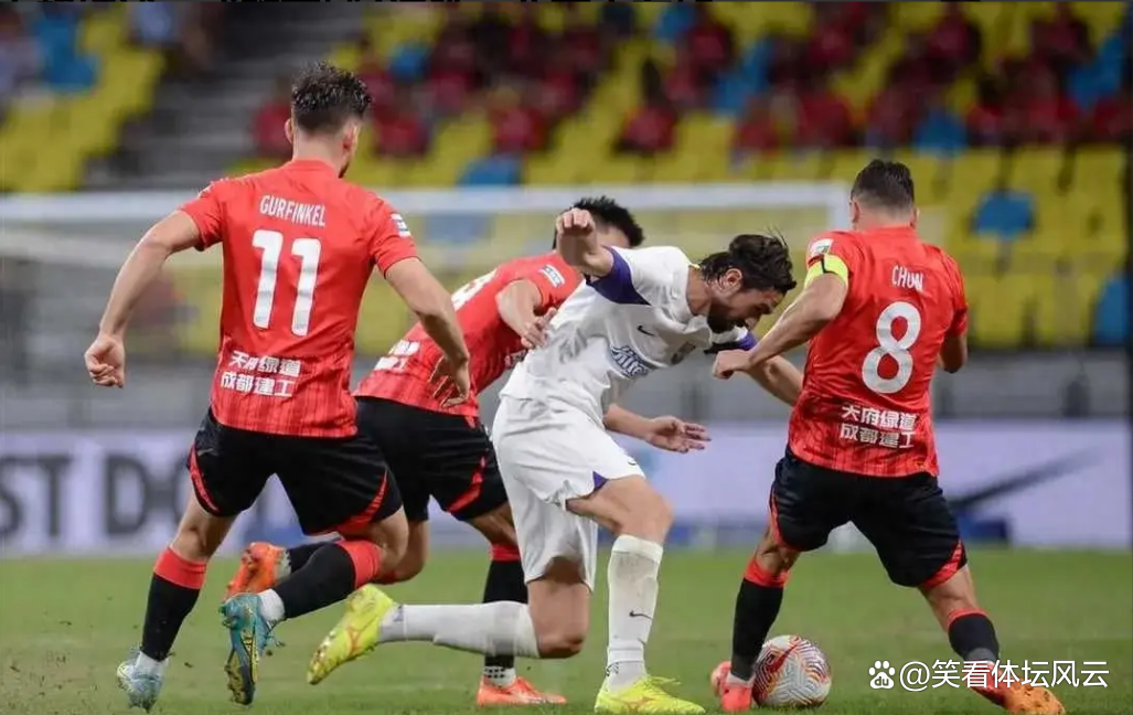 包含国际比赛日上海海港豪取连胜——欧超杯节点到来；引发热议；纪律约束更严格的词条